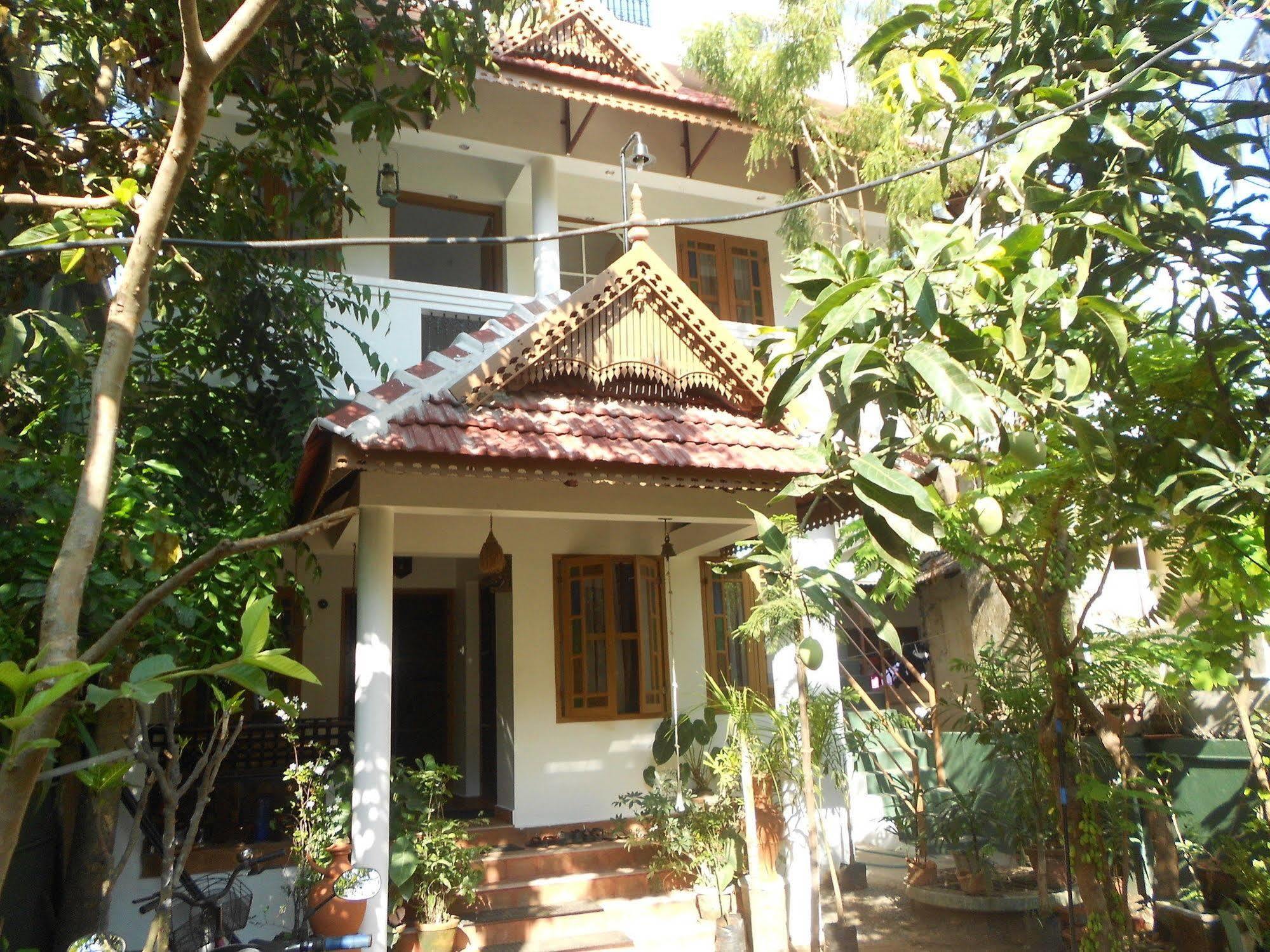 شقة هيفينتلي هومستاي Kochi المظهر الخارجي الصورة